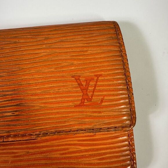 Louis Vuitton Orange Epi Leather 6 Key Holder Case Wallet - Picture 3 of 16